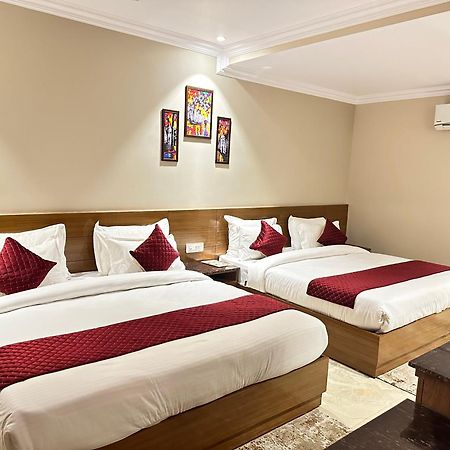 Highlands Hotel Rishīkesh Zewnętrze zdjęcie