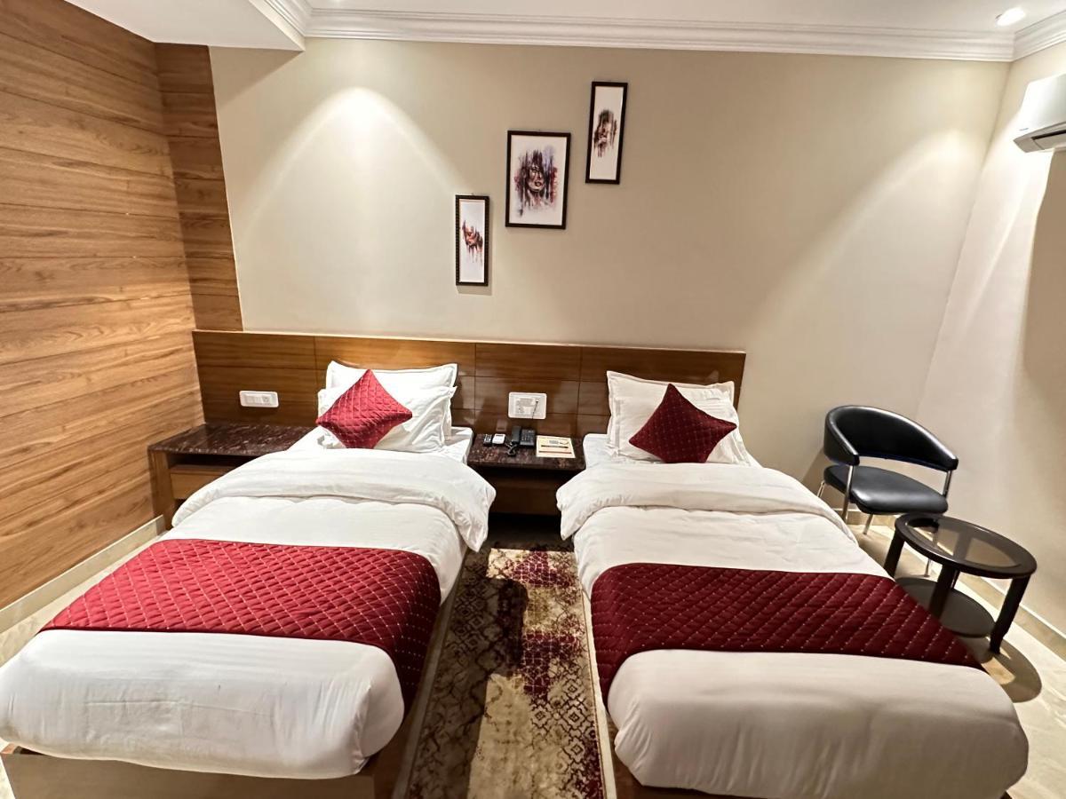Highlands Hotel Rishīkesh Zewnętrze zdjęcie